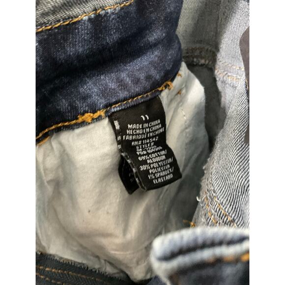 NWT Dollhouse Blue Distressed Denim Overalls Women’s Size 11 Juniors - Picture 7 of 7